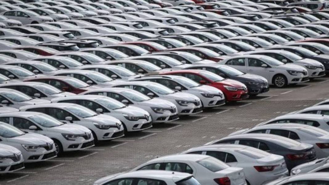 Bundan ucuzu yok! 335 bine sıfır araba müjdesi... O markanın indirimini duyan bayiye koştu 2